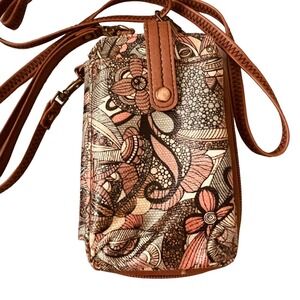 Sakroots Sienna Spirit Desert 3 in 1 Smartphone Crossbody Wristlet Coated Canvas